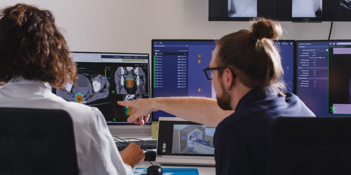 01 20251013 Medienmitteilung Uni BE Stiftungsprofessur Clinical cancer Informaticszvg